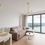 20th Floor Luxury - River & Castle View Διαμέρισμα