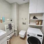 דירה 20th Floor Luxury - River & Castle View *